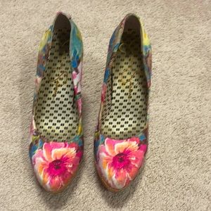 Jessica Simeon Floral Heels